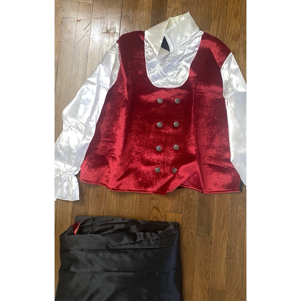 Vampire Costume Adult Plus Size XL Includes Cap and Top - Halloween Theatre Play - Picture 2 of 9